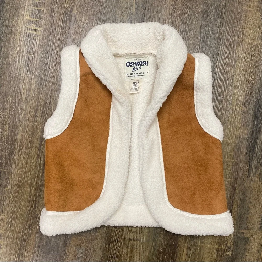OshKosh B'gosh Kids Brown and Cream Sherpa Vest‎
